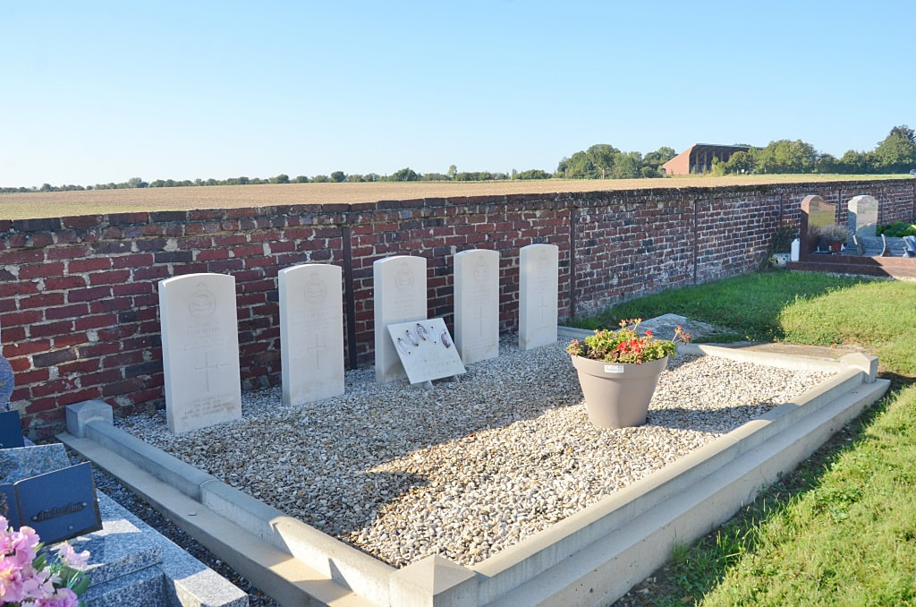 Thieux Communal Cemetery