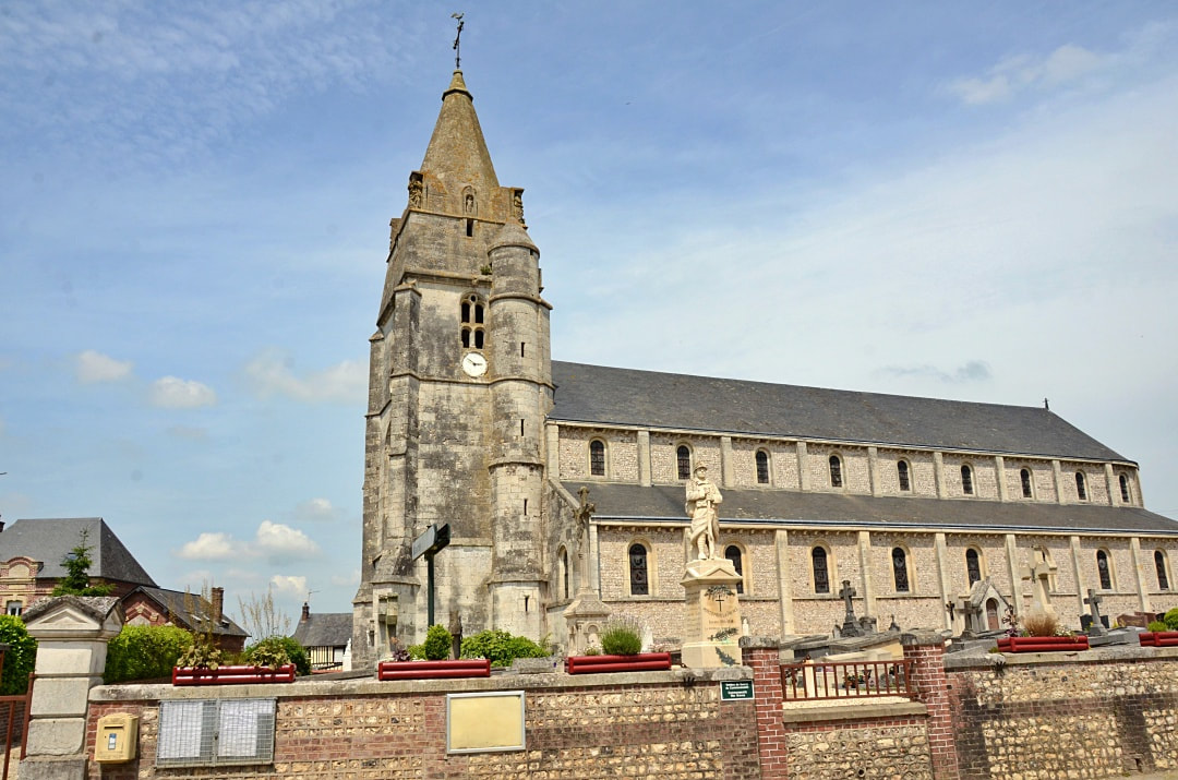 Veauville-lès-Baons Churchyard