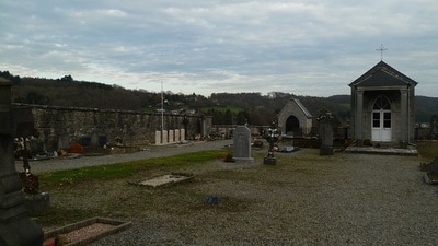 Warnant Communal Cemetery