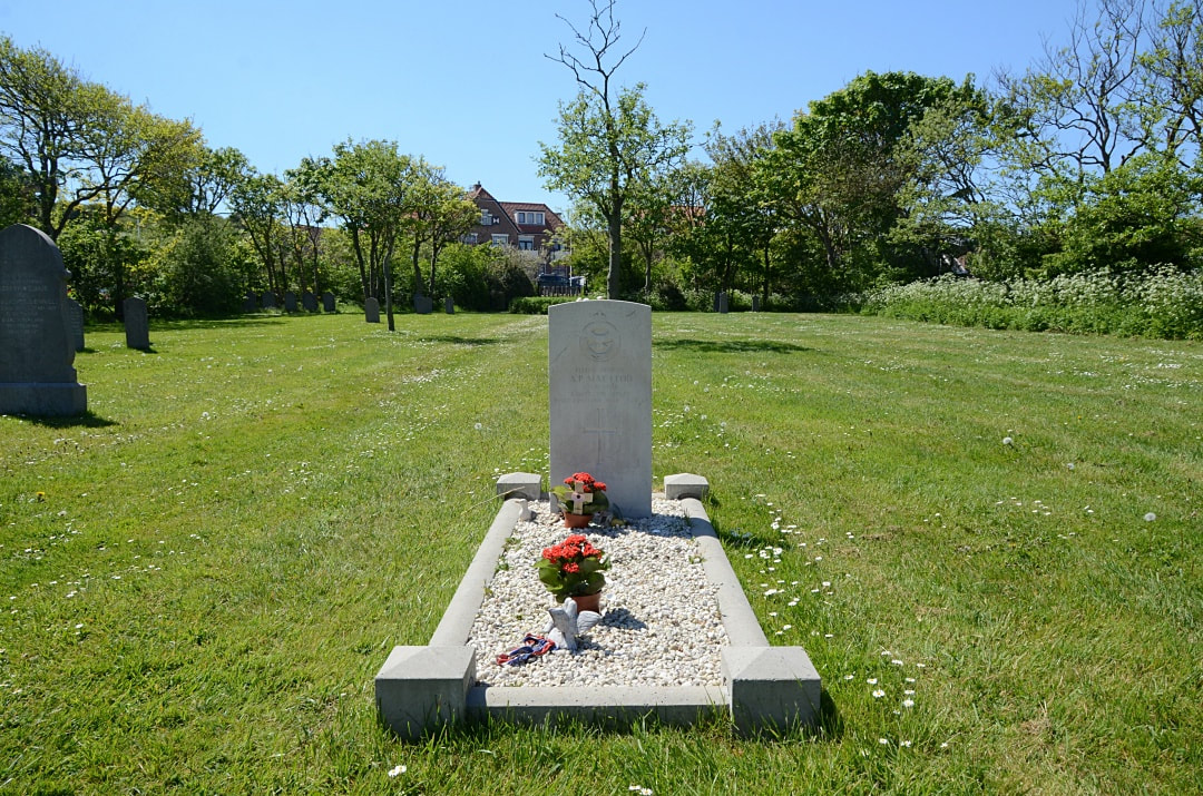 Zoutelande General Cemetery