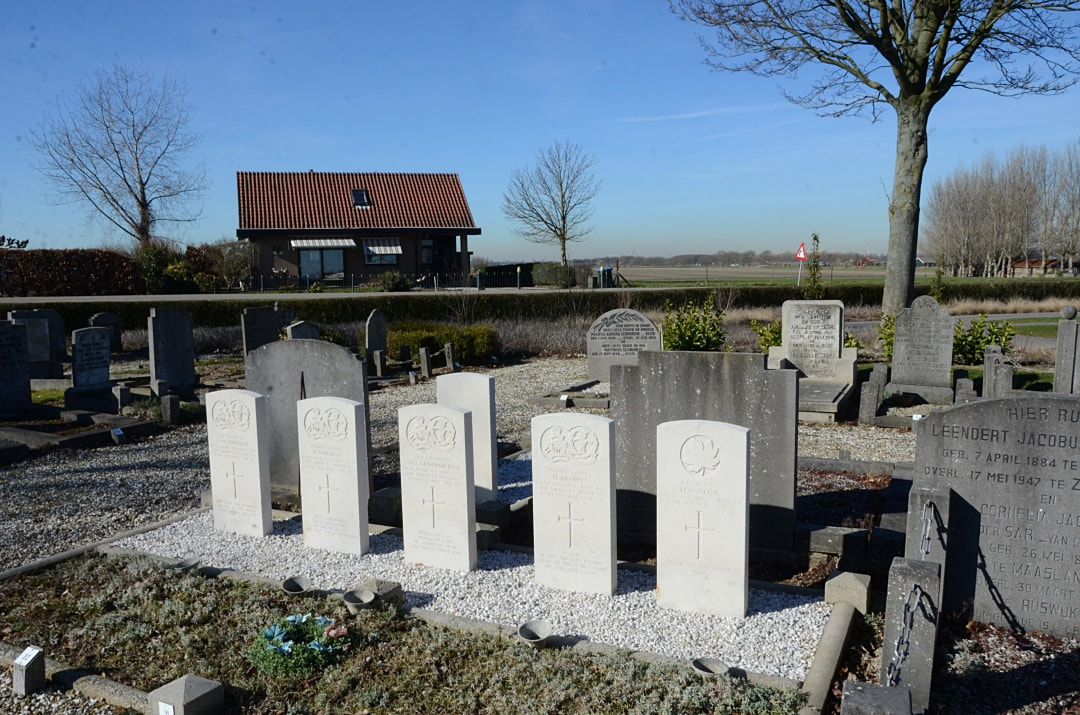 Zwartewaal General Cemetery